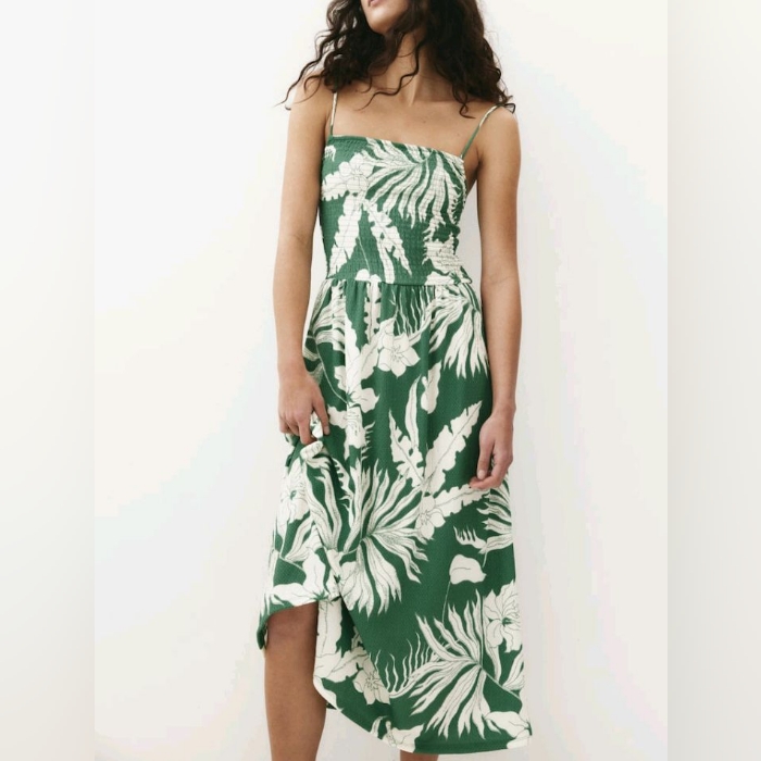 H&M Green Floral Midi Dress Smocked Knit Strappy Size Xs